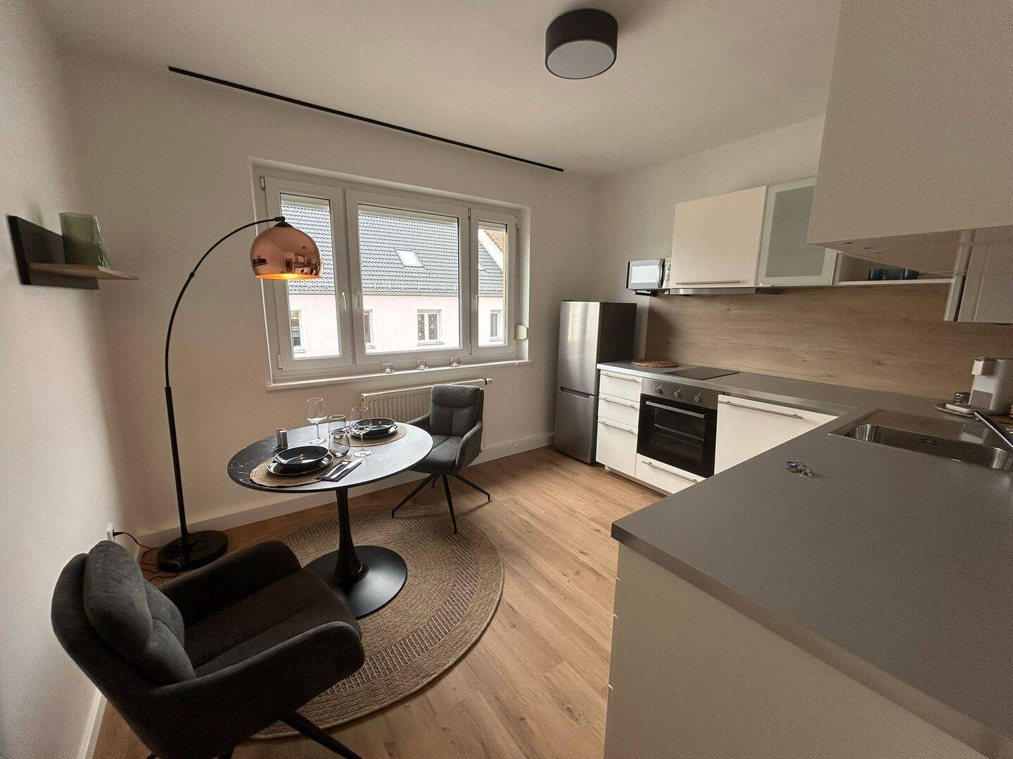 1-Zimmer-Apartment - kernsaniert/vollmöbliert - neu im Nürnberger Stadtteil St. Peter – Nürnberg – Vorschaubild 7