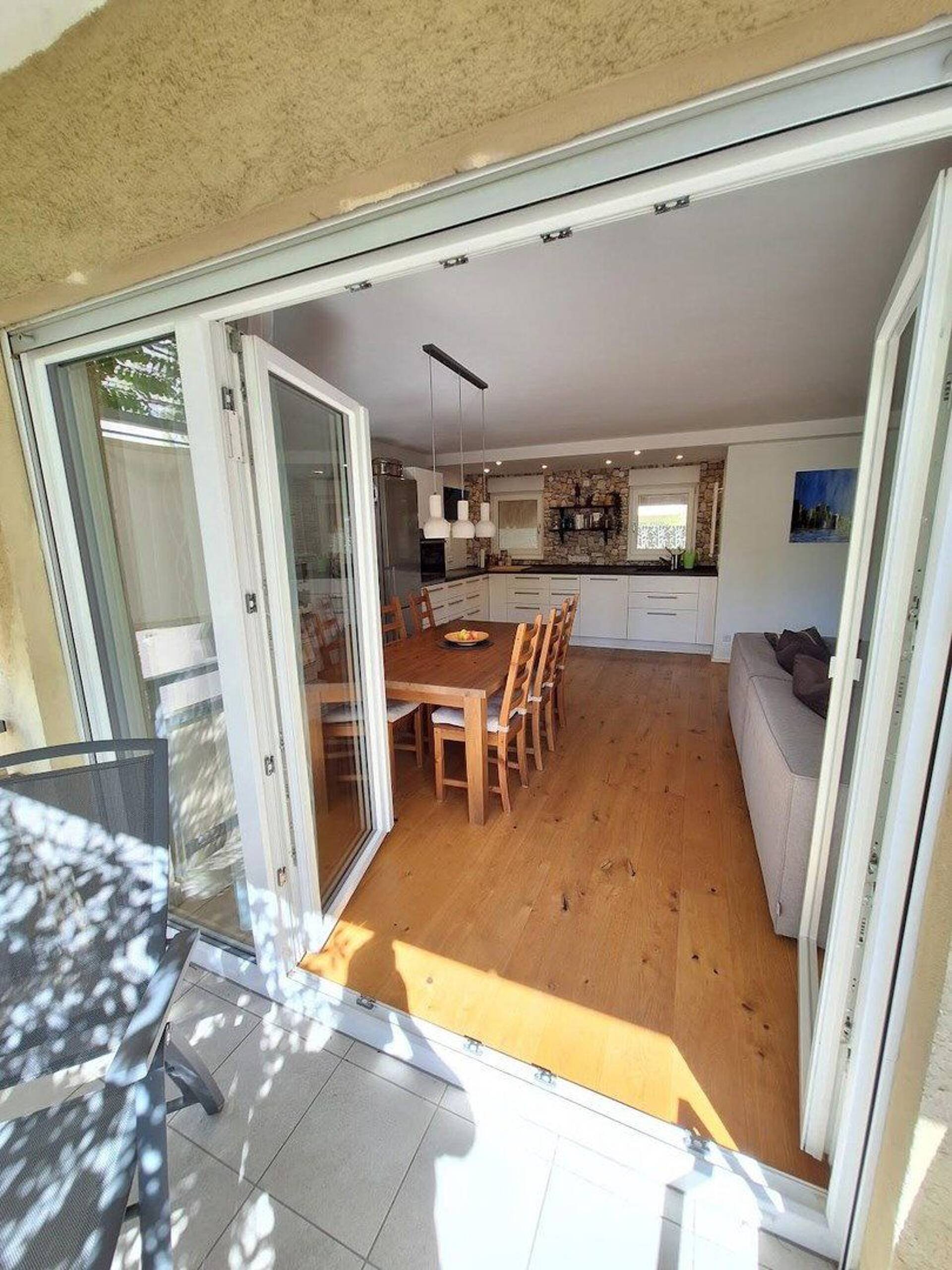 Erdgeschosswohnung in 76137 Karlsruhe mit 94,67 m² kaufen