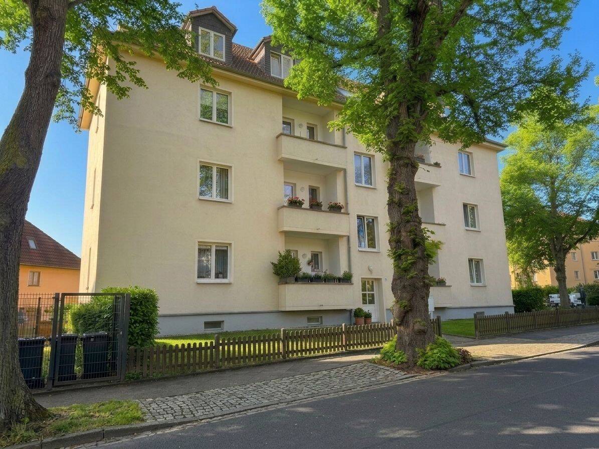 Wohnen unterm Dach - ruhig, hell und bestens angebunden! – Dresden – Vorschaubild 2