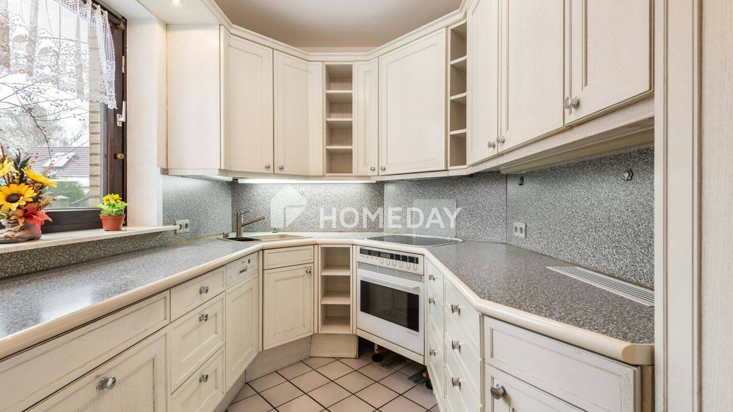 Familienfreundliche Doppelhaushälfte mit 4 Zimmern, Vollkeller, Garten, Terrasse und Garage – Berlin – Vorschaubild 8