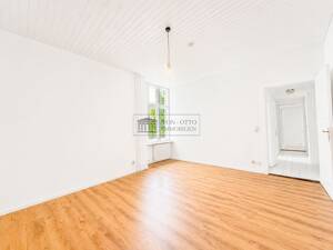 Steglitz: Charmante 1-Zimmer-Wohnung mit viel Licht & Potenzial – 12163 Berlin – Vorschaubild 2