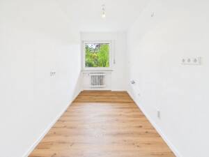 Riecht noch nach Farbe: Frisch saniert & sofort bezugsfertig – 33729 Bielefeld – Vorschaubild 7