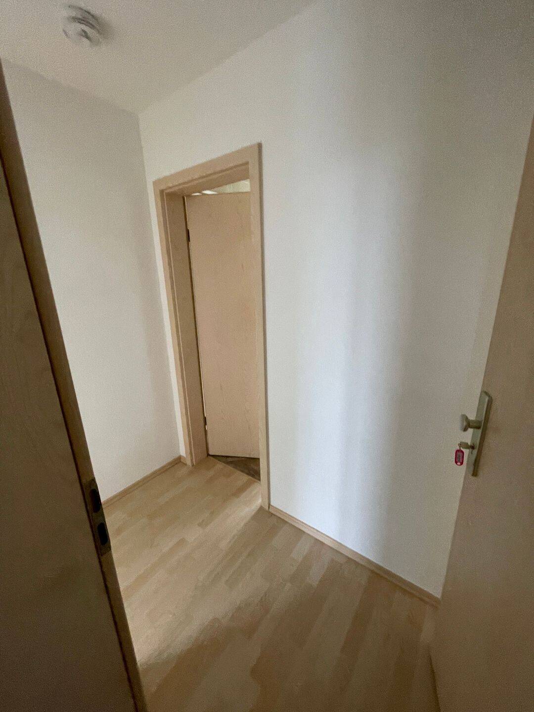 Sachsenring+++++ beliebtes Wohngebiet HEIMGARTEN+++++ – Chemnitz – Vorschaubild 6