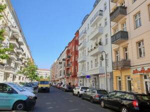 vermietetes Dachgeschoss mit Balkon – 10247 Berlin – Vorschaubild 2