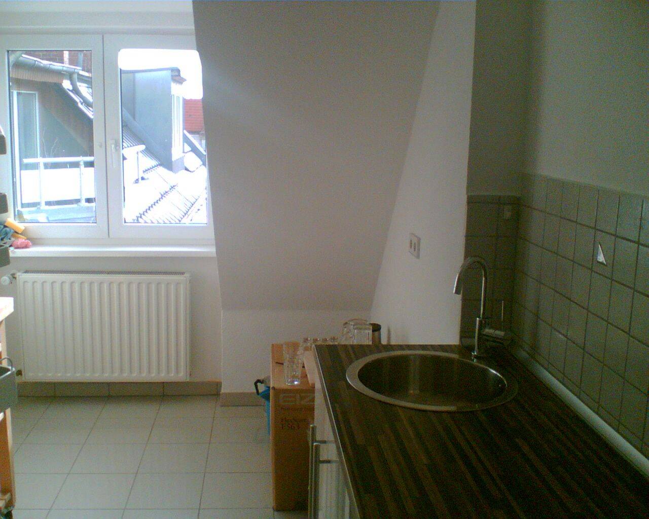 Lichtdurchflutete Dachwohnung mit Loftcharakter – Berlin – Vorschaubild 2