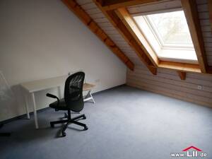 Frankfurt-Hausen: Möblierte 5-Zimmer Wohnung mit großem Balkon – 60488 Frankfurt am Main – Vorschaubild 9