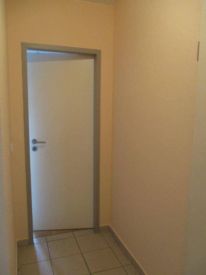 Provisionsfrei* Geräumige 4-Zi.-Wohnung m. Stellpl., Altendorfer Straße, 1.OG – Essen – Vorschaubild 8