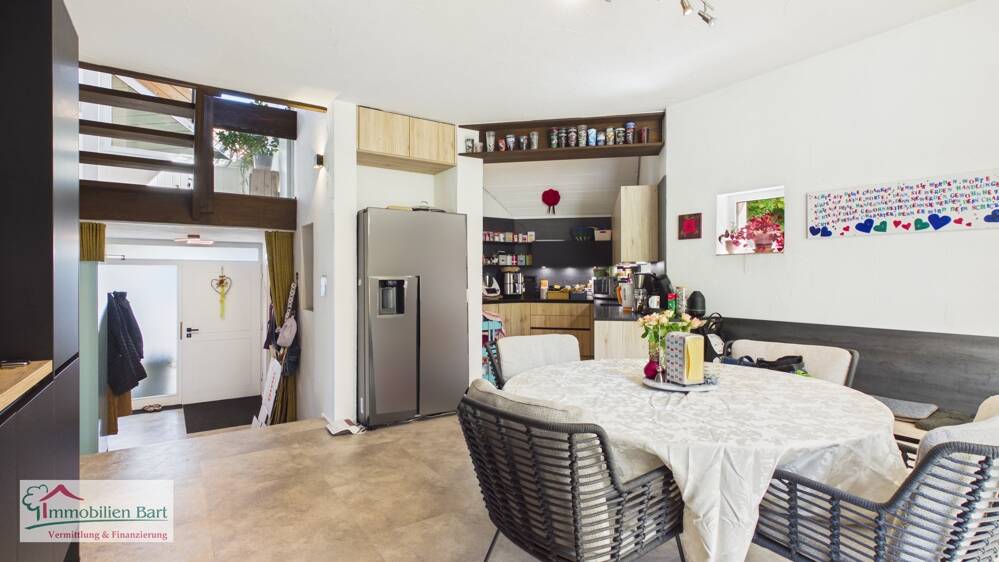 FREMERSDORF: ARCHITEKTENHAUS / EINLIEGERWOHNUNG / GARTEN / GARAGE! – Rehlingen-Siersburg – Vorschaubild 4