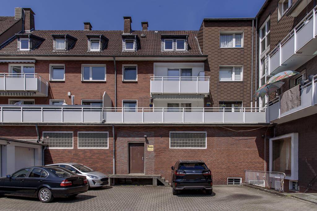 Modernisierte 4-Zimmer-Wohnung in zentraler Lage von Walsum