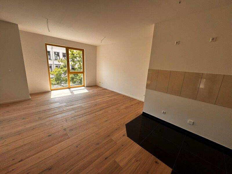 Erstbezug : Exklusiver Neubau im Zentrum mit Balkon, Fußbodenheizung und Parkett! – Chemnitz – Vorschaubild 4