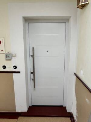 exklusives Dachgeschoss mit Stellplatz für 2-3 PKW, Kamin, Fußbodenheizung in Friedenau – 12159 Berlin – Vorschaubild 5