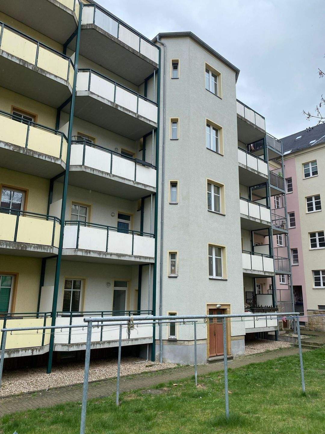 solide 3-R-Wohnung mit Laminat & Balkon in ruhiger Lage, Klarastr. 40 – Chemnitz – Vorschaubild 7