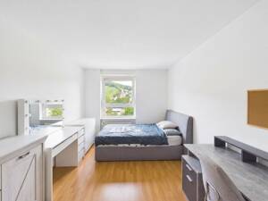 Helle 3-Zimmer-Wohnung mit Balkon in gepflegter Wohnanlage mit Aufzug, 2 Kellerabteile und TG-Platz – 70329 Stuttgart – Vorschaubild 5