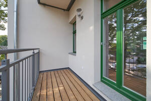 ++ Traummaisonette im sanierten Erstbezug mit Balkon, Dachterrasse, Wohnküche, Parkettfußboden, 2 Bäder, Abstellraum, Außenstellplatz ++ – 9306 Rochlitz – Vorschaubild 5
