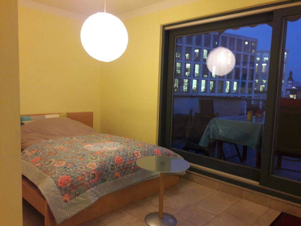 L(o)uftig Wohnen mitten in d´r City mit exponiertem Traumblick auf Bönnsche Sehenswürdigkeiten ! – Bonn – Vorschaubild 5