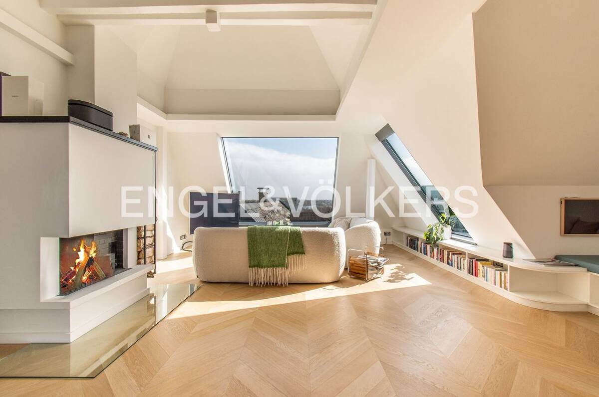 Panorama-Penthouse mit spektakulärem Alsterblick. – 20148 Hamburg – Bild 1 von 9