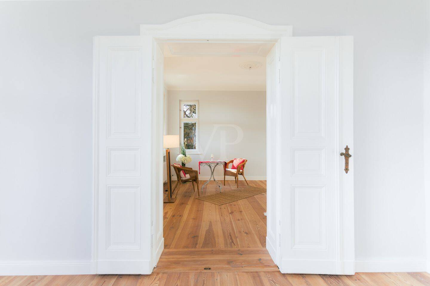 Repräsentativ & Historisch: 260 m² Wohn-/Nutzfläche in hochwertig sanierter Villa mit Gesindehaus – Falkensee – Vorschaubild 6