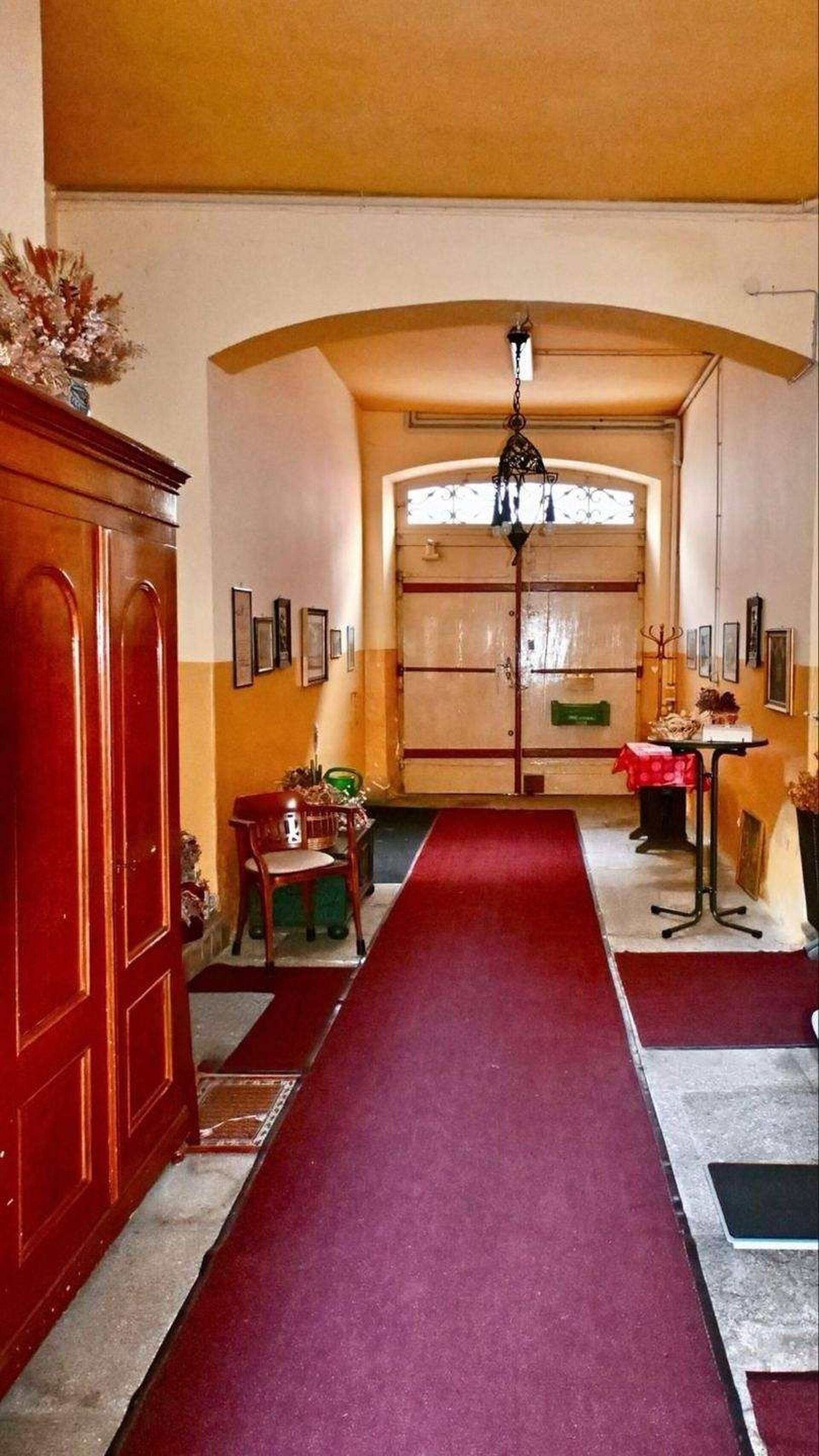 Haus in 95028 Hof mit 298 m² kaufen