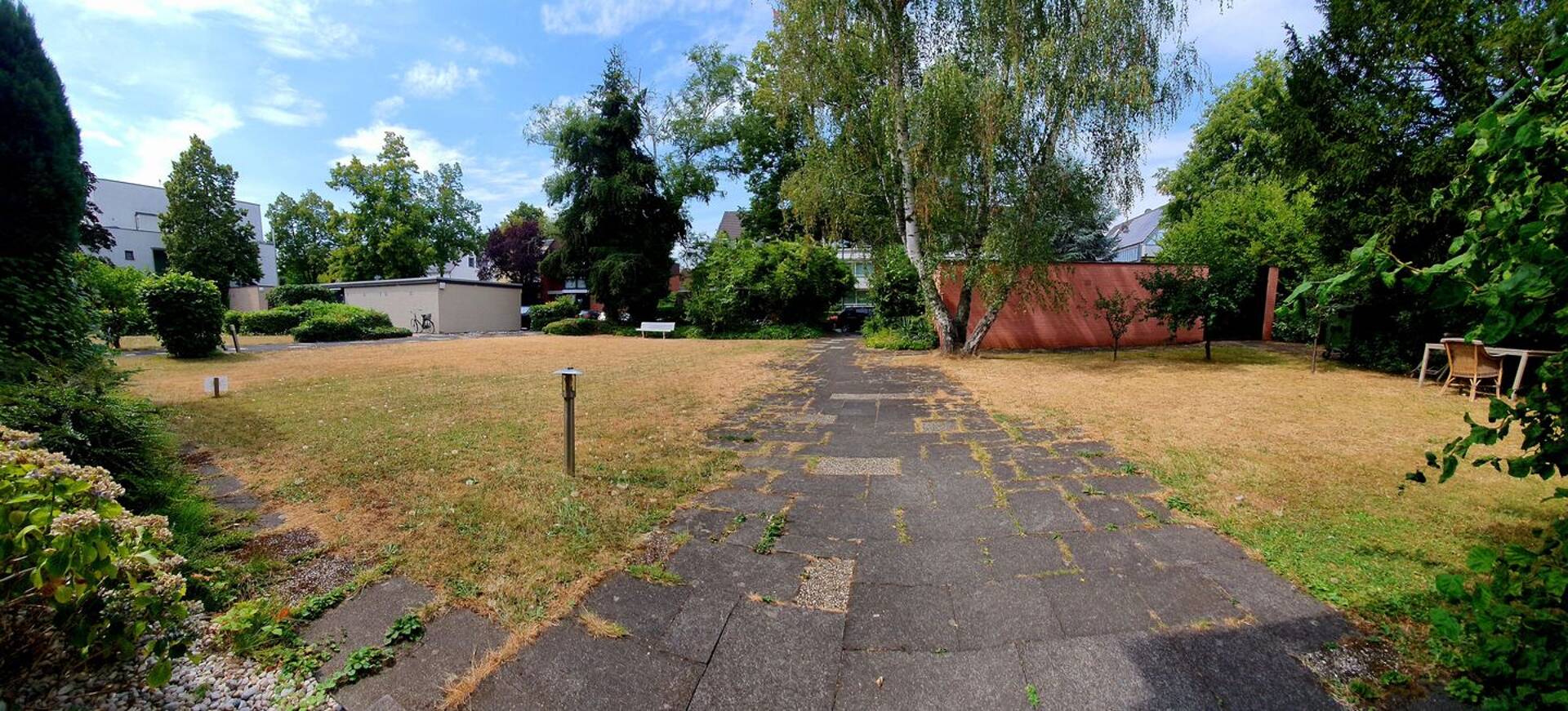 Erdgeschosswohnung in 50859 Köln mit 118 m² kaufen