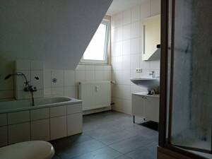 Haiger: Neu renovierte 3 ZKB Wohnung inkl. EBK – 35708 Haiger – Vorschaubild 6
