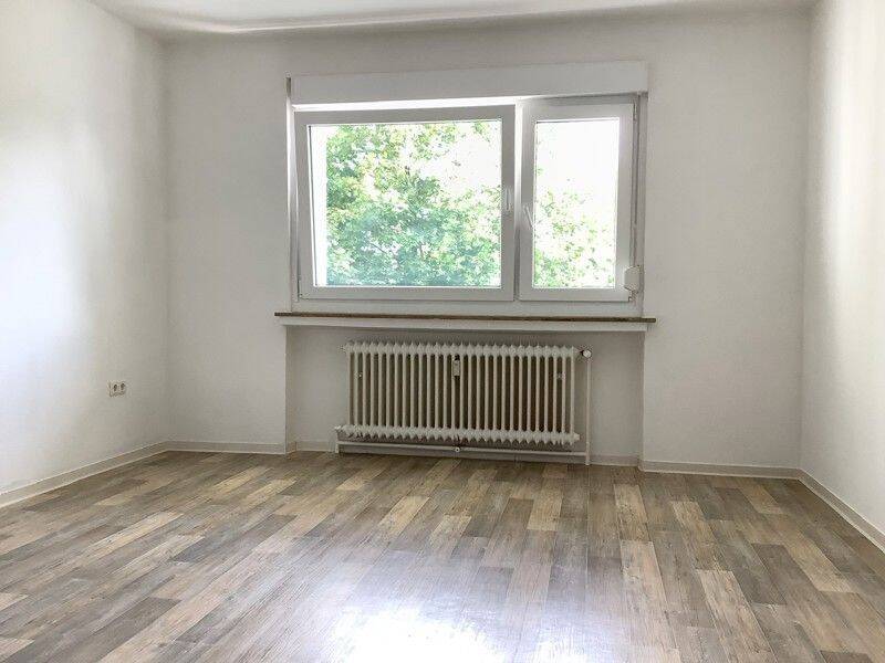 Großzügig geschnittene 3 Zimmer-Wohnung in Schildesche mit Balkon zu vermieten – Bielefeld – Vorschaubild 3