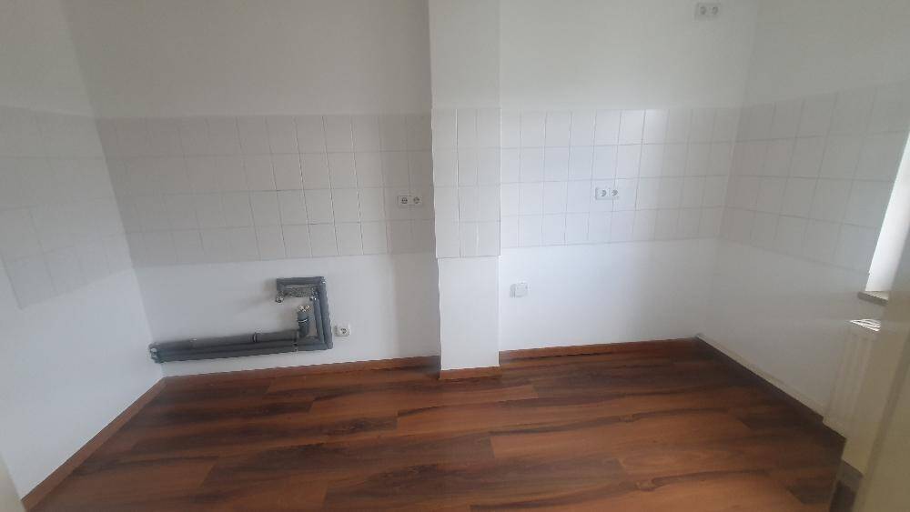 Dachwohnung im Zentrum, Brühl 2 Zimmer – Chemnitz – Vorschaubild 4