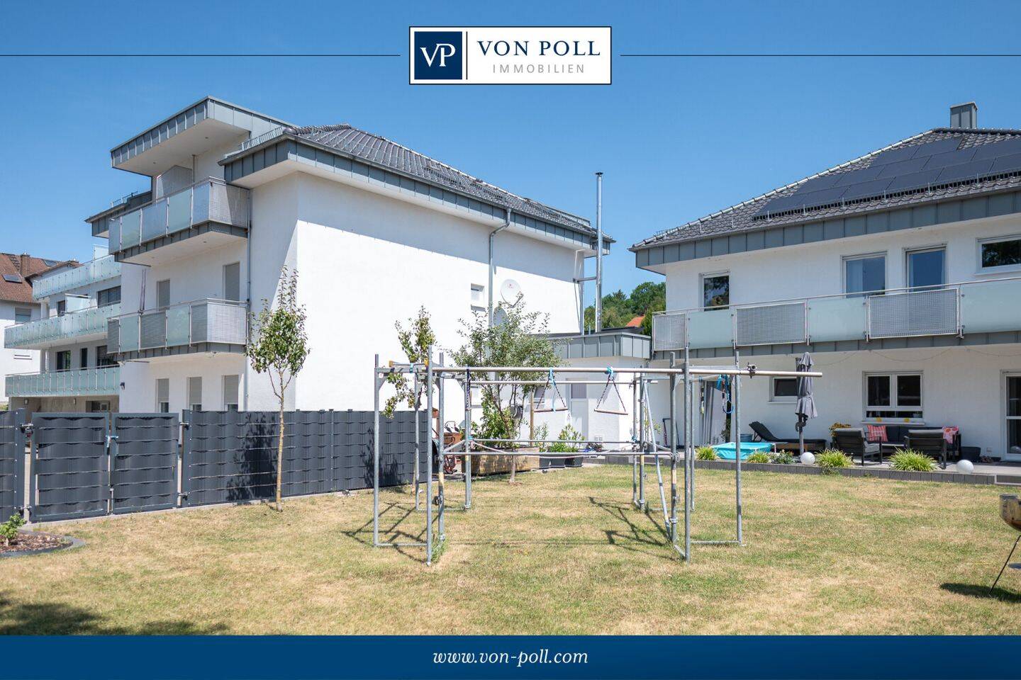 Hochwertiges Ensemble aus Wohnhaus und 4 Appartements in Bad Camberg.