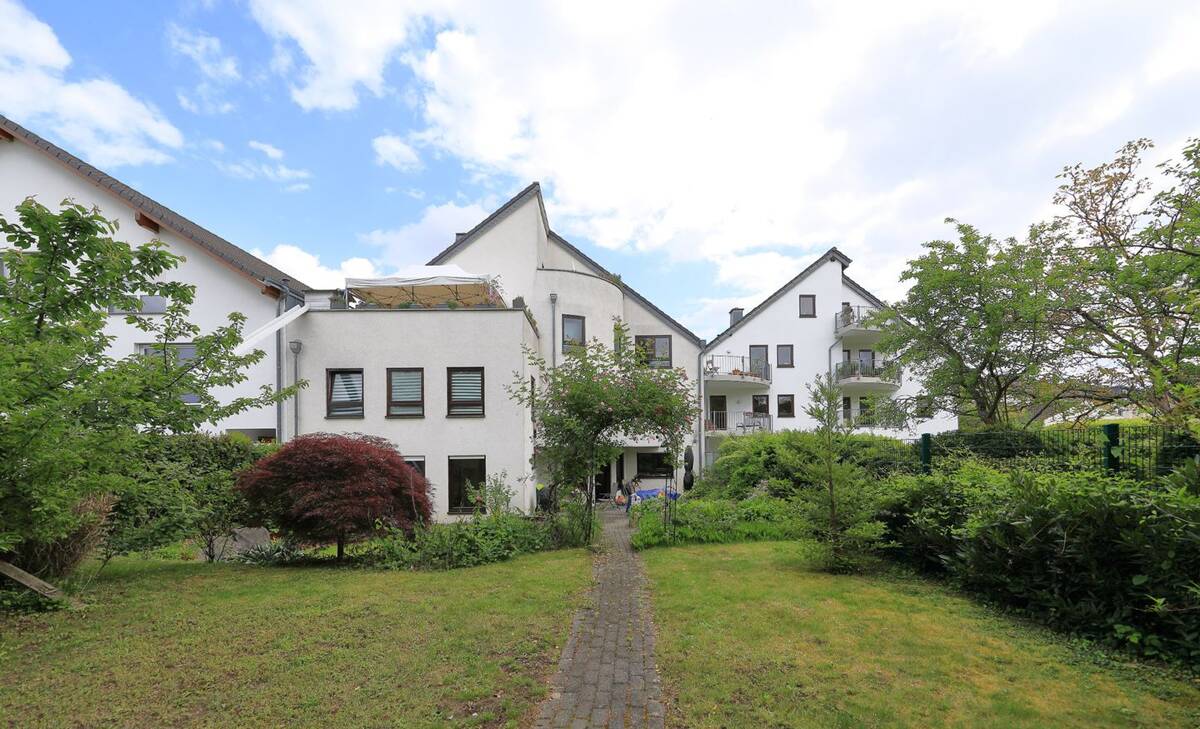 Besondere 182 m² Gartenwohnung mit Perspektive – 53121 Bonn – Bild 1 von 9