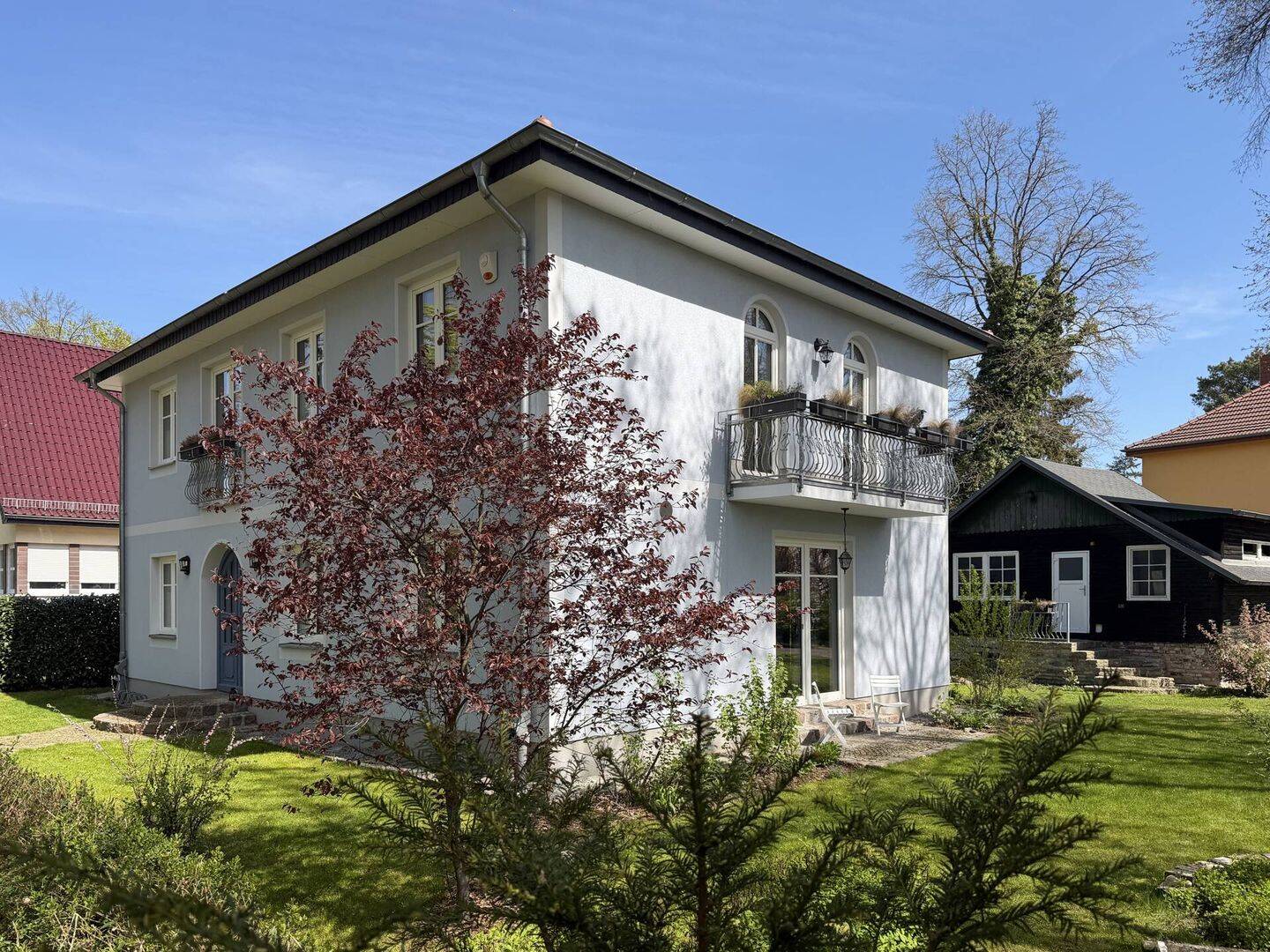 Repräsentatives Haus für die große Familie, weitläufiges Grundstück in ruhiger Lage Finkenkrug – Falkensee – Bild 1 von 9