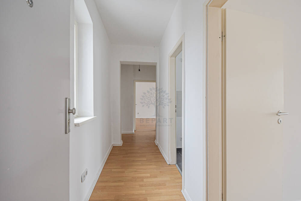 GRÄFEKIEZ - GANZ OBEN WOHNEN! SCHICKE UND HELLE ALTBAUWOHNUNG! PERFEKT GESCHNITTEN! PROVISIONSFREI! – Berlin – Vorschaubild 8