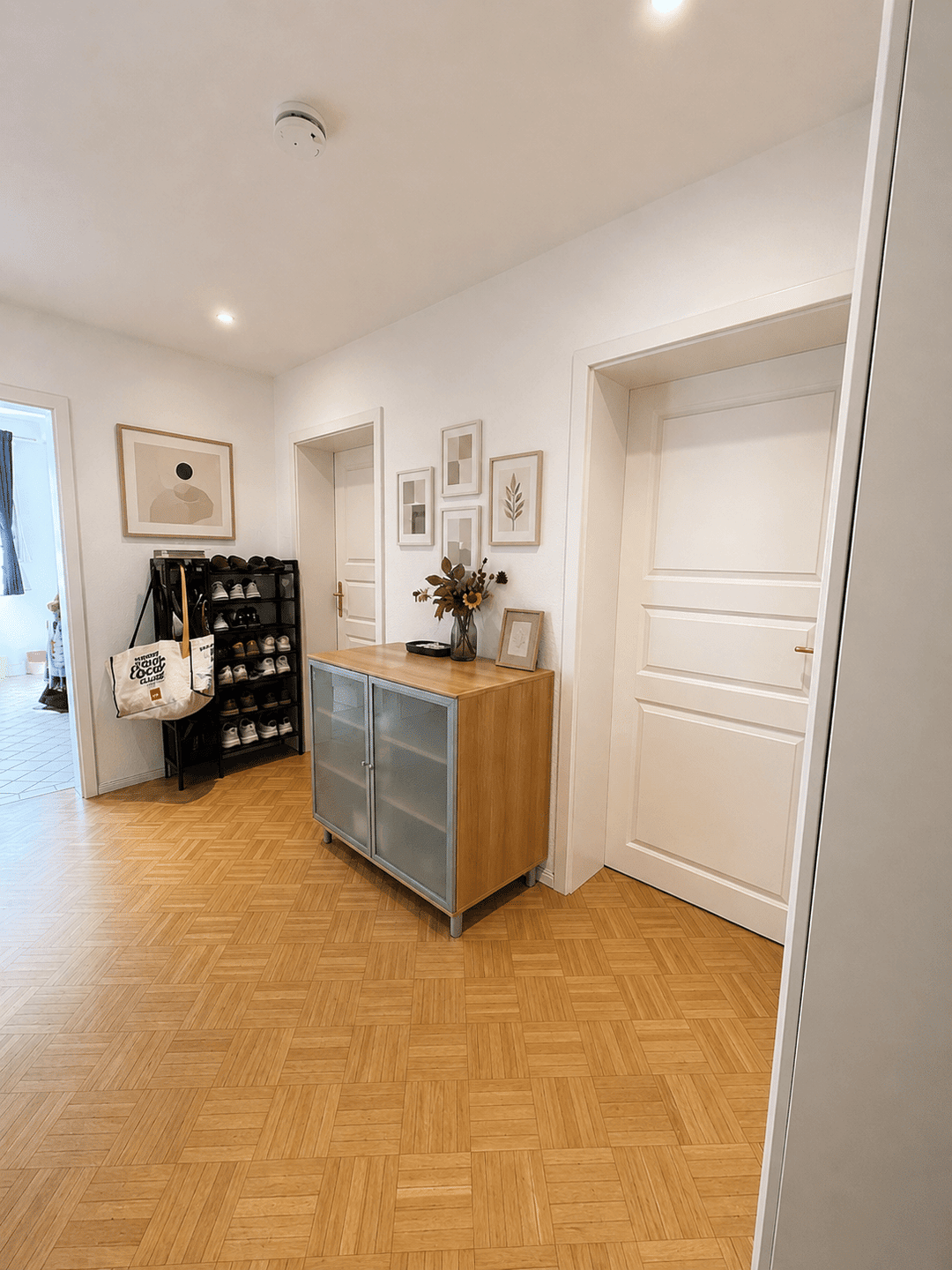 Gefragte Wohnungsgröße im Denkmalensemble! Vermietete 4-Zimmer-Wohnung mit Balkon und Stellplatz – Dresden – Vorschaubild 2