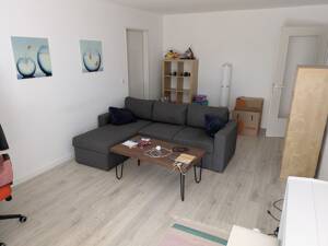 Hübsche 2-Zi., EBK, Parkplatz mit großer Sonnenbalkon ab 01.09. oder 01.10. – 28329 Bremen – Vorschaubild 4