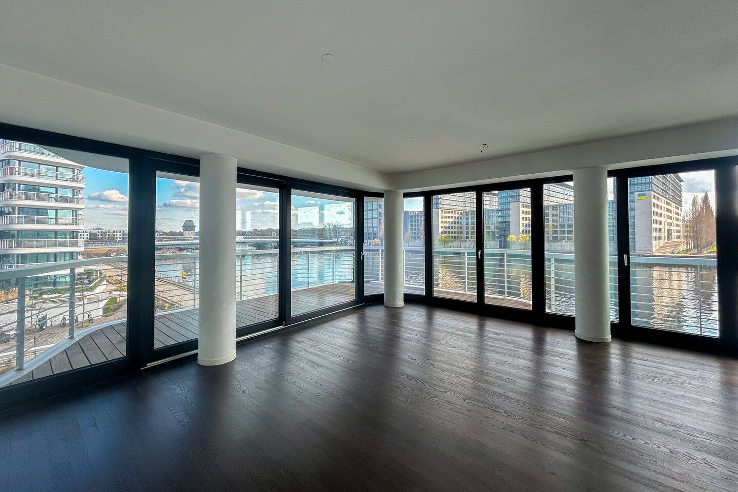 Hochwertige Neubauwohnung mit Wasserblick – Berlin – Vorschaubild 3