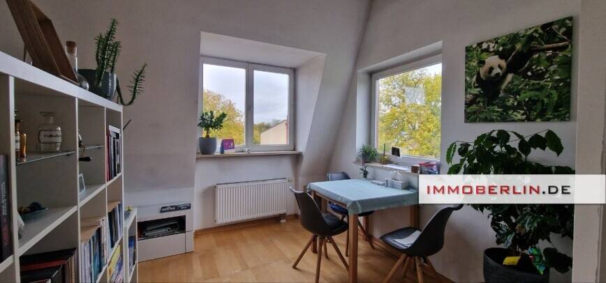 IMMOBERLIN.DE - Wohlfühllage in Wassernähe! Helle Wohnung mit Tiefgaragenstellplatz – Berlin – Vorschaubild 3