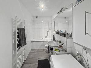 Unter Denkmalschutz: Attraktive 3-Zimmer-Wohnung in zentraler Lage von Köln-Ehrenfeld – 50823 Köln – Vorschaubild 7