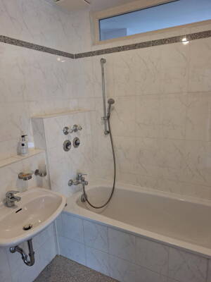 Lichtdurchflutete 3 Zi-Garten-Maisonette-Wohnung in ruhiger Lage – 81827 München – Vorschaubild 5