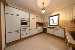 Zweifamilienhaus mit Wintergarten und sonnigem Südgarten in ruhiger Wohnlage von München-Aubing – 81245 München – Vorschaubild 9