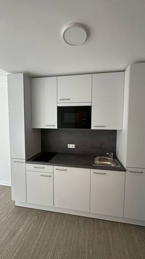 Erstbezug Möbliertes All-Inklusive Studio Apartment in Frankfurt Niederrad – 60528 Frankfurt am Main – Vorschaubild 6