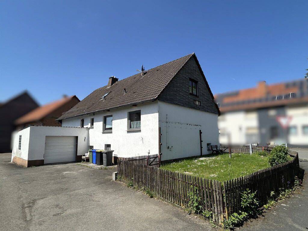 Familienfreundliches Einfamilienhaus mit Garage in Lichtenfels-Rhadern – Lichtenfels – Vorschaubild 2