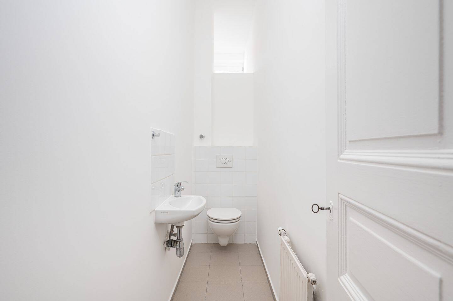 Bezugsfreie 2-Zimmer-Altbauwohnung mit Balkon in Berlin-Moabit - Nahe Spree & Ringbahn – Berlin – Vorschaubild 5