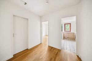 Charmant gelegenes Gesamtpaket mit Aufzug, Balkon & Tiefgarage! – 22085 Hamburg – Vorschaubild 5