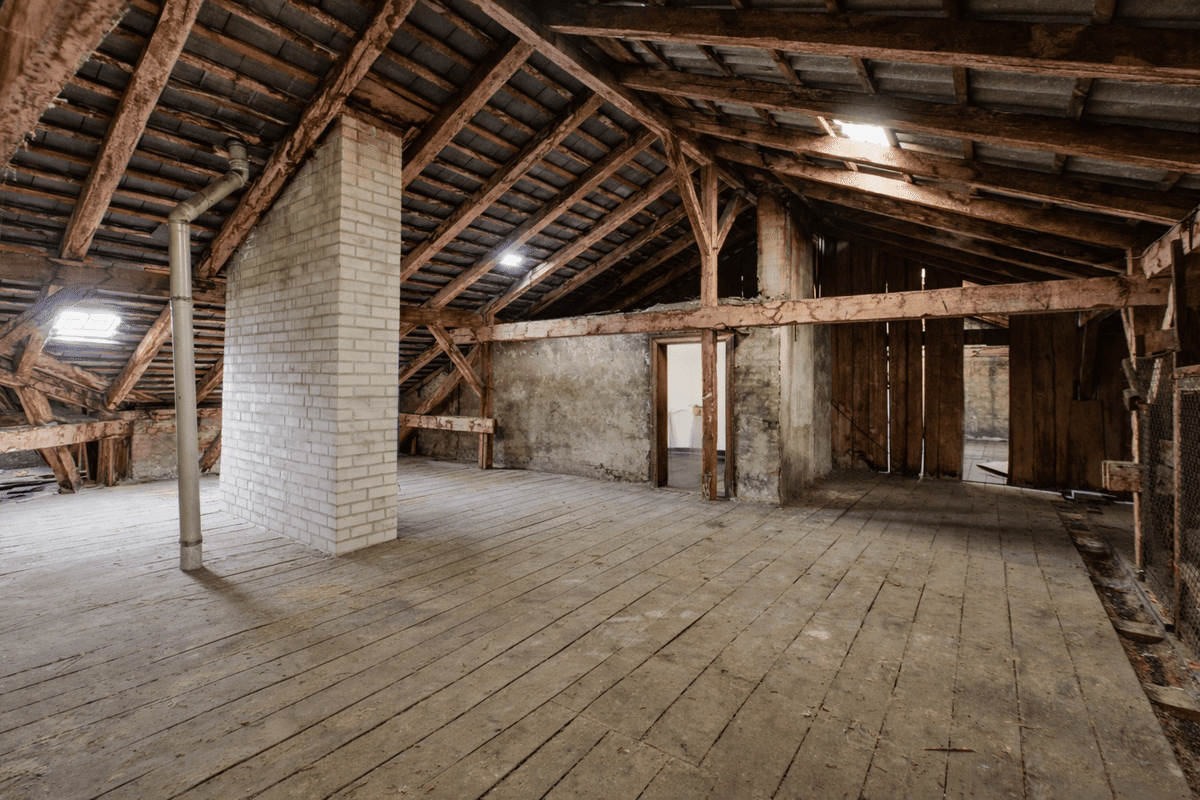 RESERVIERT - Kreuzberger Unikat mit außergewöhnlichem Ausbaupotenzial – 10965 Berlin – Bild 1 von 9