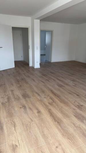 Neu renovierte 3-Zimmer Wohnung in Fürth – 90766 Fürth – Vorschaubild 7