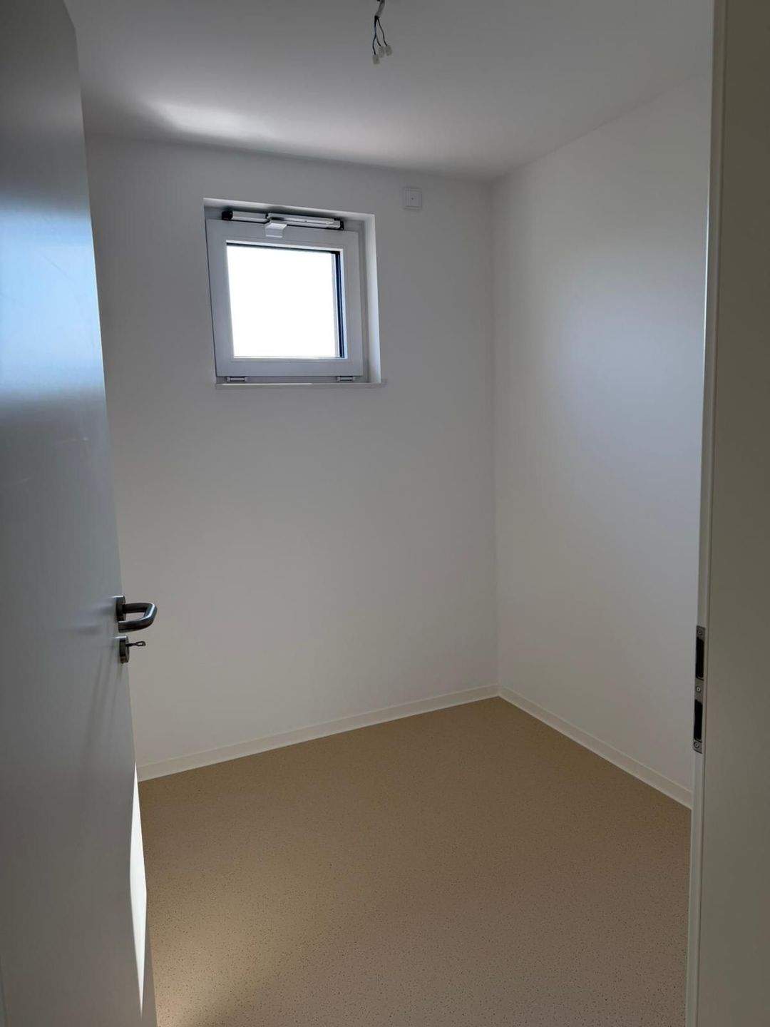 Exklusive, großzügige, barrierefreie Drei-Zimmer-Wohnung in Jena – Jena – Vorschaubild 6