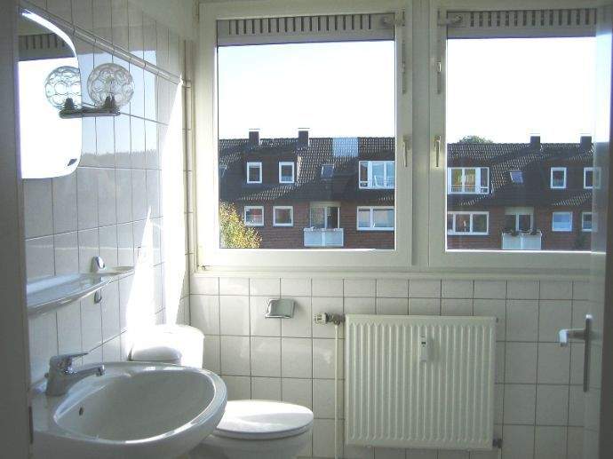 Helle Dachgeschosswohnung in ruhiger Wohnstraße – Wentorf bei Hamburg – Vorschaubild 3