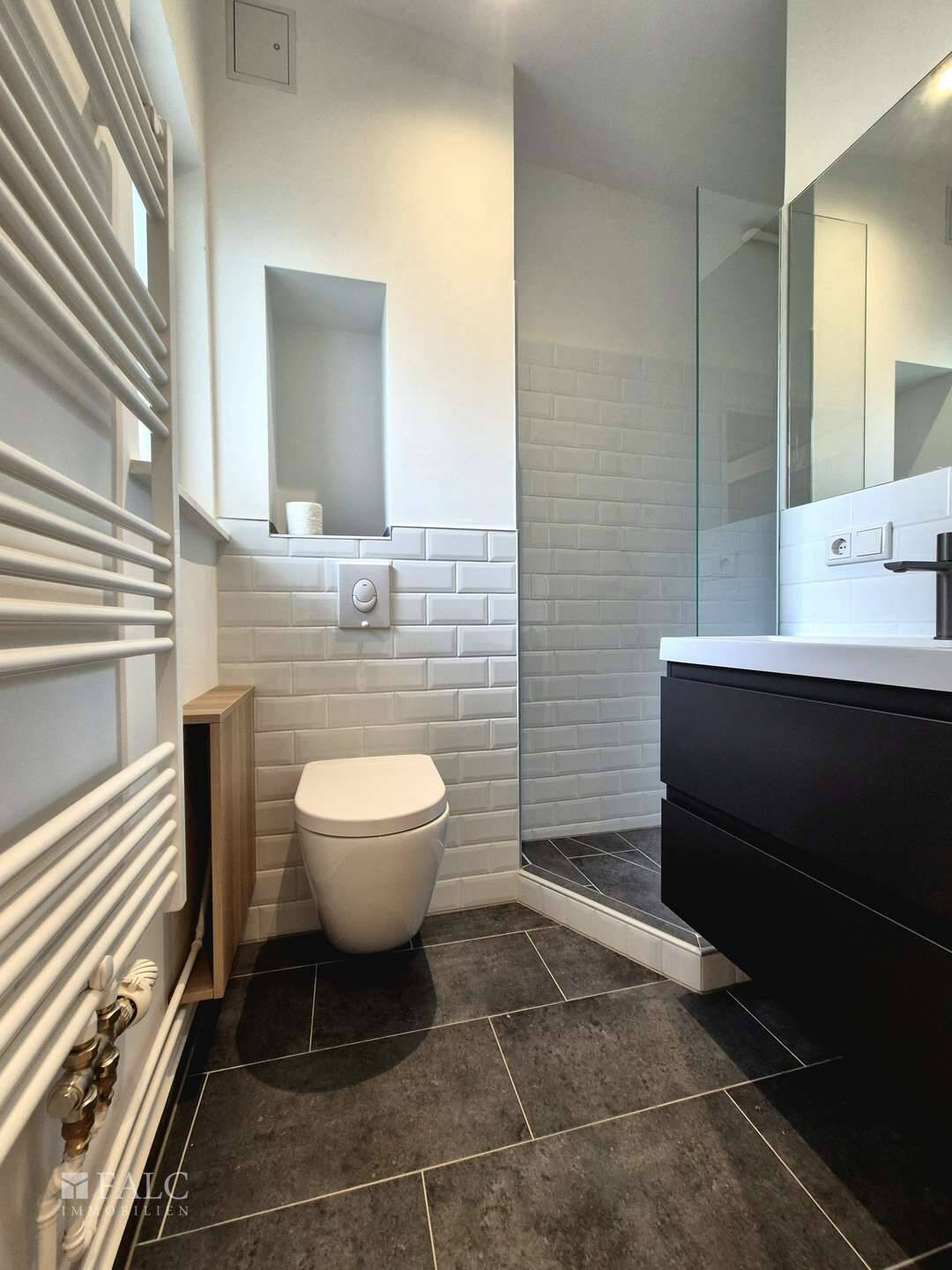 **Modernisierte Wohnung mit Fahrstuhl**- FALC IMMOBILIEN – Berlin – Vorschaubild 8