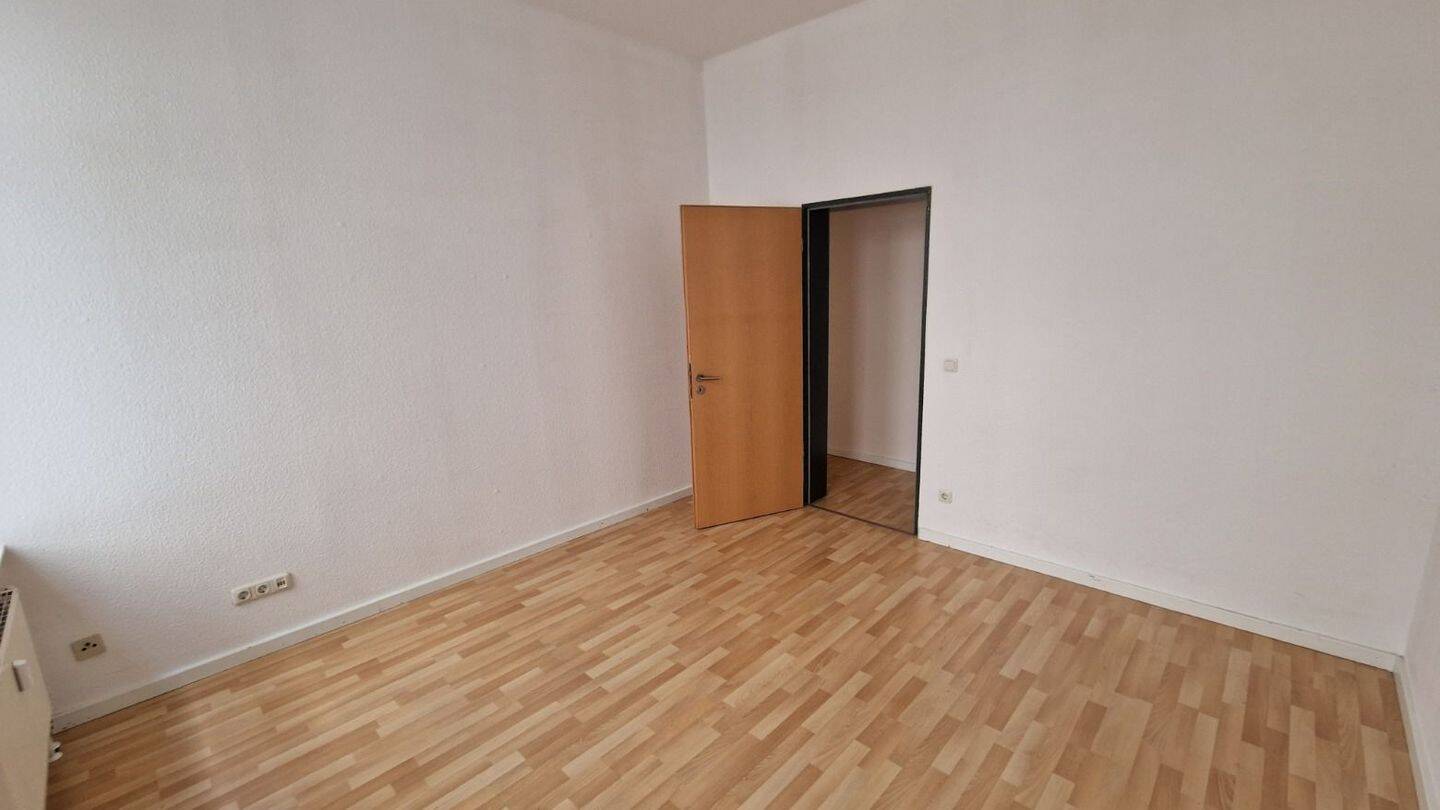 Helle 4-Zimmer-Wohnung mit Balkon und 119,92 m² Wohnfläche in Magdeburg – Magdeburg – Vorschaubild 7