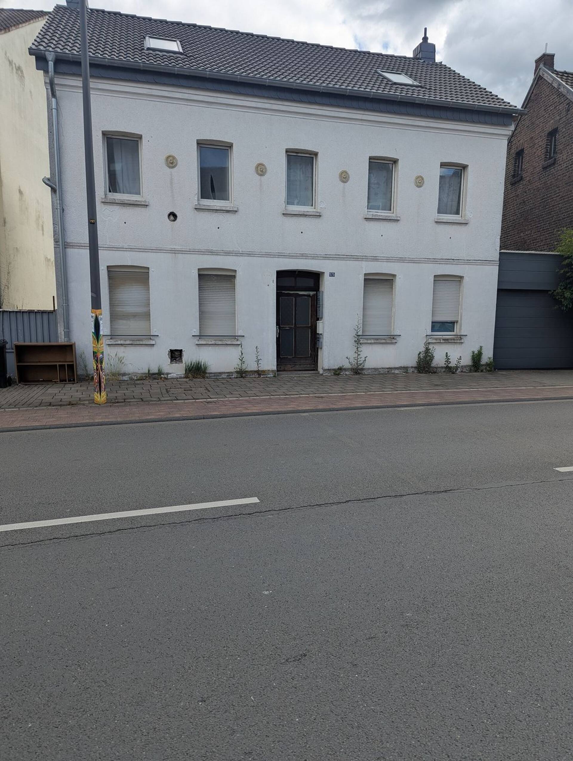 Mehrfamilienhaus in 51107 Köln mit 119 m² kaufen