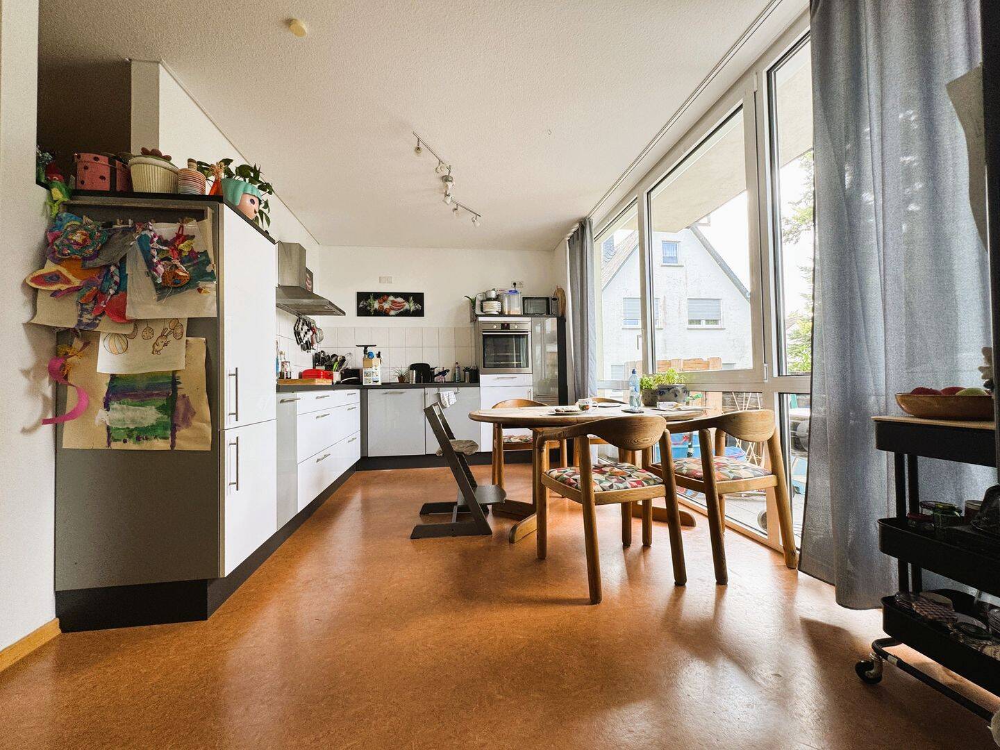 ***Zweifamilienhaus mit großem Grundstück in Aßlar-Berghausen*** – Aßlar – Vorschaubild 2