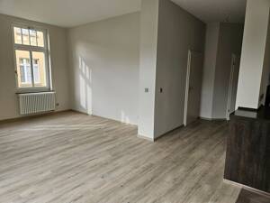 Erstbezug nach Modernisierung - Helle 2-Zi.-Wohnung mit Balkon, EBK und Aufzug – 99094 Erfurt – Vorschaubild 5